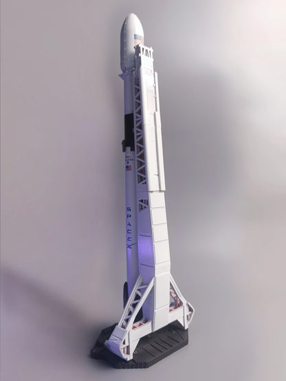 SpaceX Falcon 9 at Launch Pad model 1:200 (35 CM)